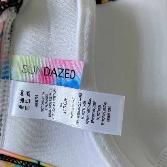 Sundazed brand new bikini top - Picture 3 of 3